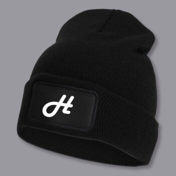 Mütze Printy in Schwarz mit bedrucktem Logo-Patch – Werbeartikel von Huthelden