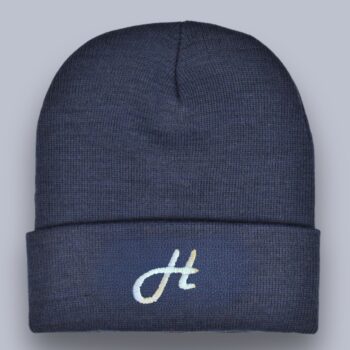 Recycling-Mütze Azzuro aus rPET in Navy mit gesticktem Logo – Werbeartikel von Huthelden